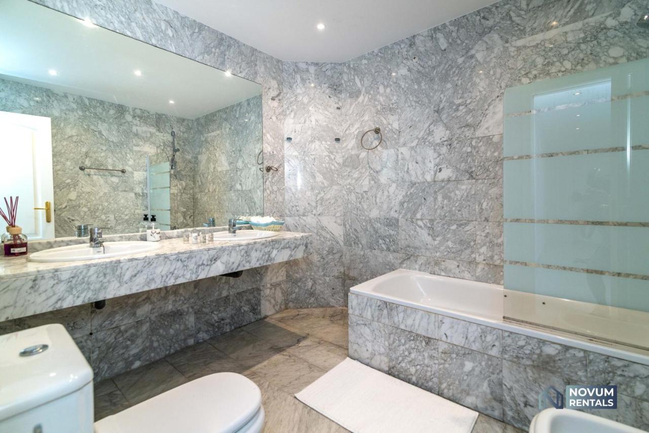 Puerto Banus Finest 2-Bdrm Apt - 50 Metres To Beach Marbella Zewnętrze zdjęcie