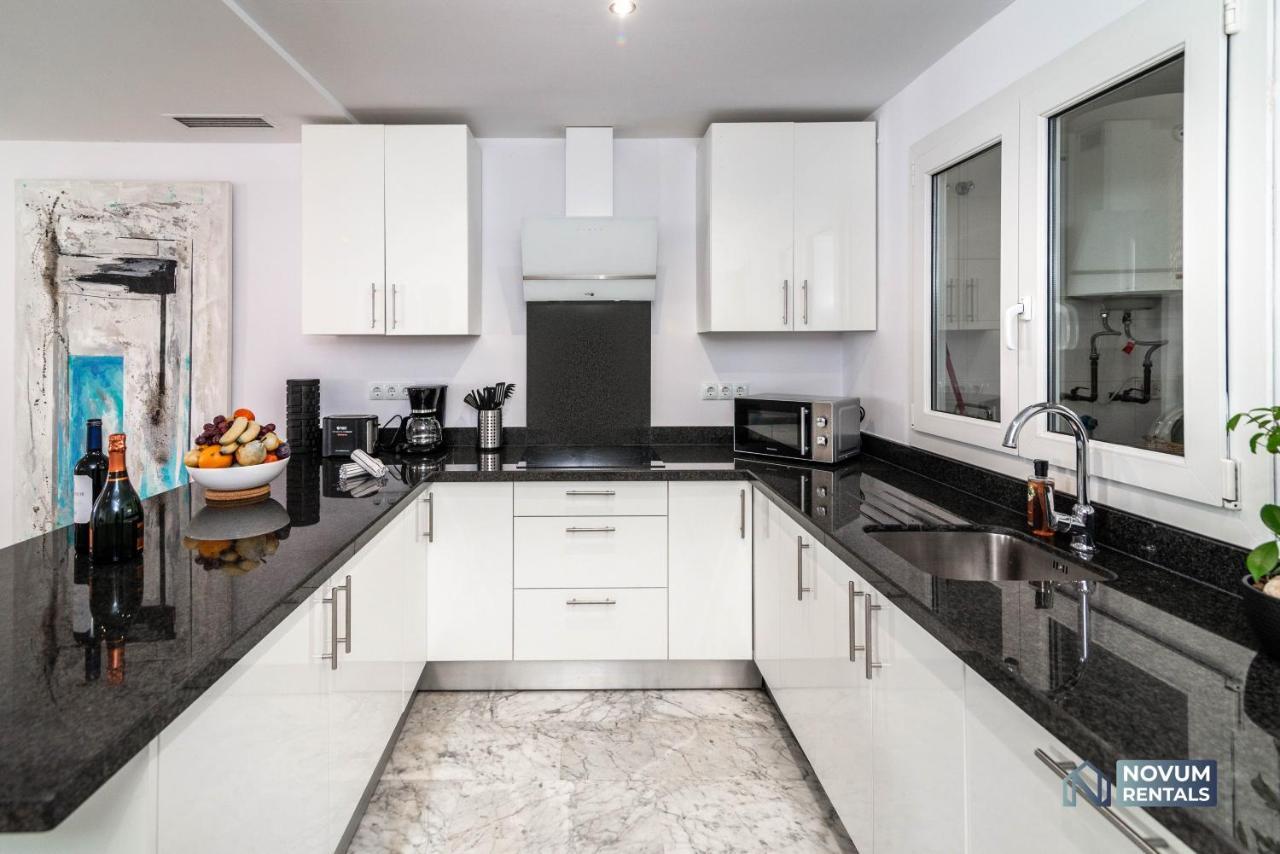 Puerto Banus Finest 2-Bdrm Apt - 50 Metres To Beach Marbella Zewnętrze zdjęcie